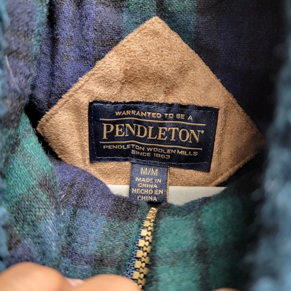 PENDLETON WOMEN'S FUZZY ZIP JACKET, SIZE M - Picture 5 of 8